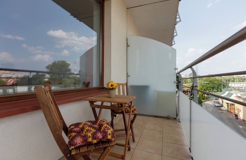 Bielany Apartment | Spacious Apartment + Parking by Renters