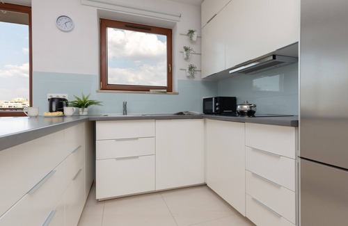 Bielany Apartment | Spacious Apartment + Parking by Renters