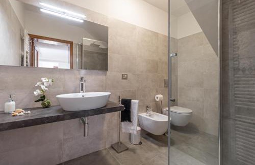 Po' Bandino House | Spacious Apartment with Garden & Air Conditioning - La Grande Finestra