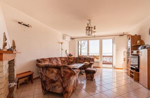 Brda Apartment | Spacious App Breza With Amazing View, Kojsko, Slovenia