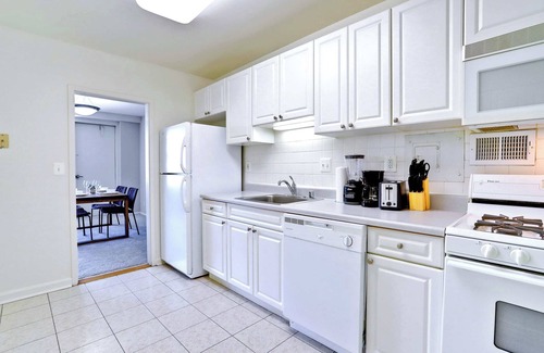 Aurora Highlands Apartment | Spacious Apt in Arlington W Fitness Center
