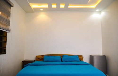 Lome Apartment | Spacious Apt with Patio & Rooftop in Cité Baguida