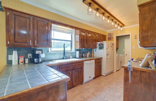 Fort Smith House | Spacious Arkansas Abode w/Balcony & Fire Pit!