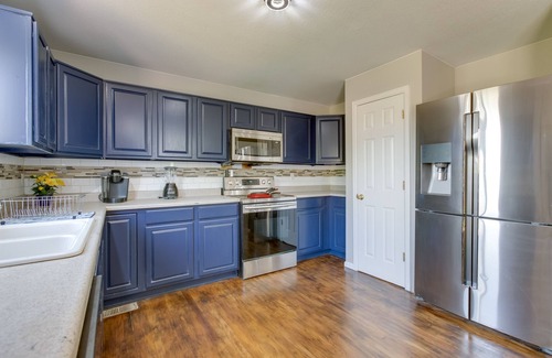 Sterling Hills House | Spacious Aurora Home: 20 Mi to Downtown Denver!