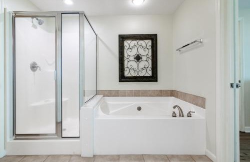 Gulfport House | Spacious Beachview End Unit in Legacy Tower 2 -1101 - 3 bedroom 3 bath condo