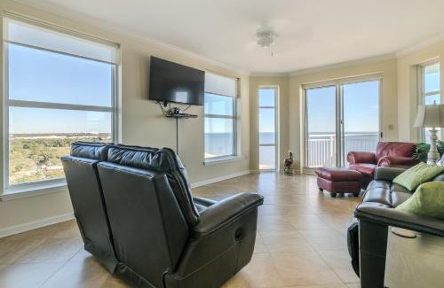 Gulfport House | Spacious Beachview End Unit in Legacy Tower 1 -1101 - 3 bedroom 3 bath condo