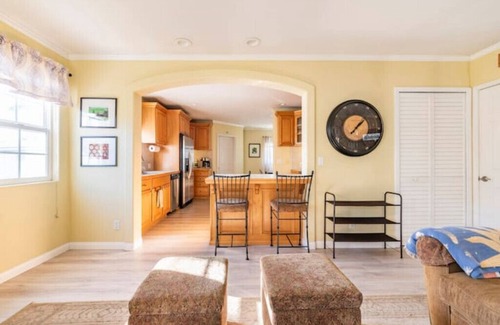 Belmont Shore House | Spacious,best location,walk to beach, shops & dine