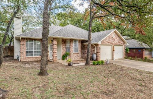Denton House | Spacious Brick House 3BR 2BA A+