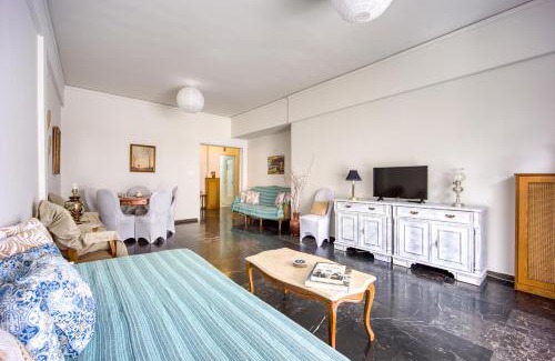 Kinosargous Apartment | Spacious & bright apt near Acropolis