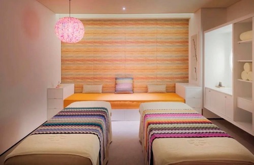 Xincheng District House | Spacious building with 2 bedrooms and AC, WiFi in brilliant Hohhot