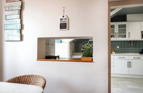 Santa Isabel Apartment | Spacious Campo de Ourique Flat