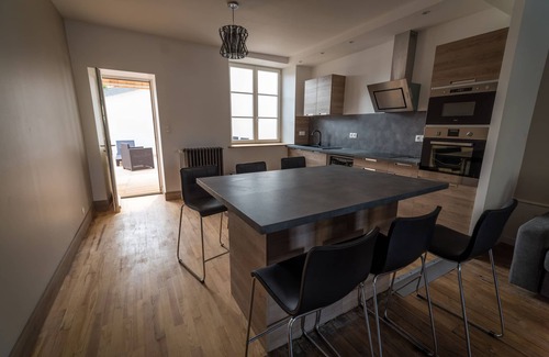 Mirecourt Apartment | Spacious character apartment in the center of Mirecourt