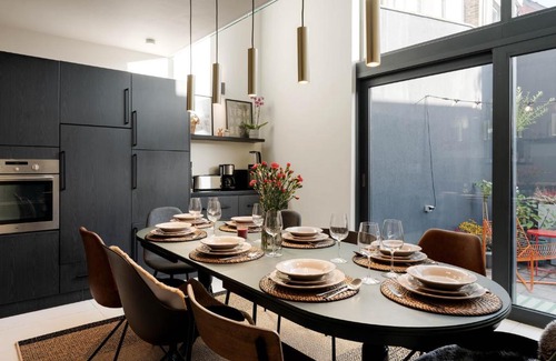 Kortrijk House | Spacious & Chic House in Center