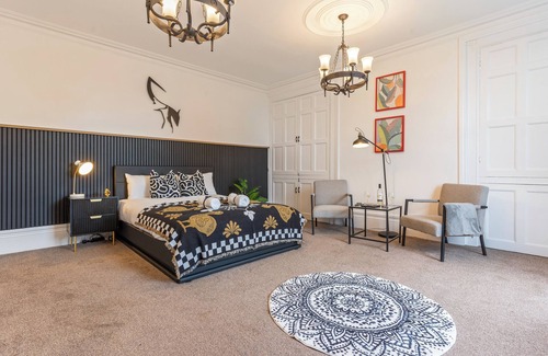 Northway Other | Spacious, Cosy Cotswolds Farmhouse with Annex