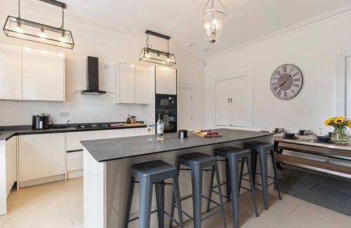 Northway Other | Spacious, Cosy Cotswolds Farmhouse with Annex