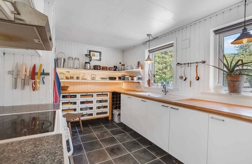 Dronningmolle House | Spacious cottage with a view of wild nature