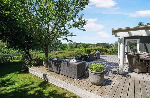 Dronningmolle House | Spacious cottage with a view of wild nature