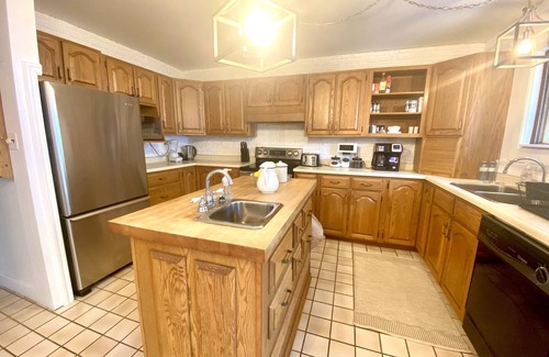 Algoma District Cottage | Spacious Cottage On Lake with Beach, Fire Pit, Kayaks, Pedal Boat & More!