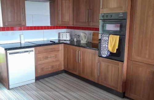 Kilcreggan Cottage | Spacious cottage with stunning loch views