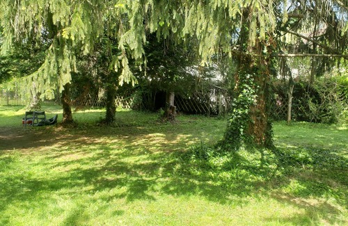 Magnac-Laval House | Spacious country house with swimming pool and large garden