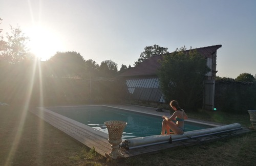 Magnac-Laval House | Spacious country house with swimming pool and large garden