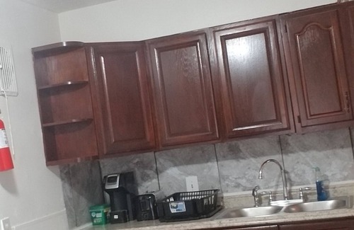 Detroit House | Spacious Detroit retreat near Henry Ford Museum 16 min drive