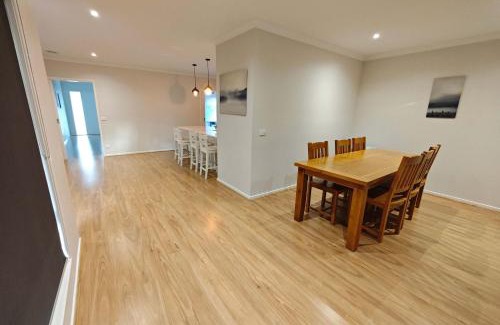 Point Cook House | Spacious Double Story Family House with Amazing City Views