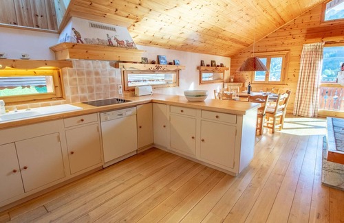 Meribel Centre Apartment | Spacious Duplex in Centre with Balcony and Wi-Fi