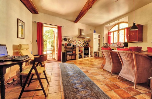 Axat Apartment | Spacious easy access ground floor flat in Axat "guest favourite" on rival site.