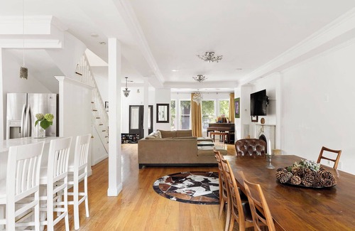 Clinton Hill House | Spacious Family-Friendly Getaway—Sleeps 10, 5 Bedrooms, 3.5 Bath