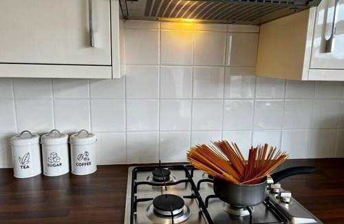 Cyncoed House | Spacious Family home in great location in Cardiff