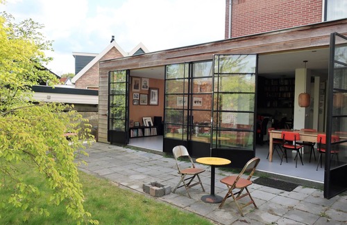 Amsterdam North House | Spacious family home with garden near the center