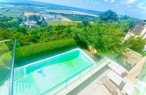 Zikhron Ya'aqov House | Spacious family villa, swimming pool, panoramic view & nearby beach