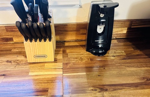 Rossville House | Spacious Family Oasis - Timeless Charm