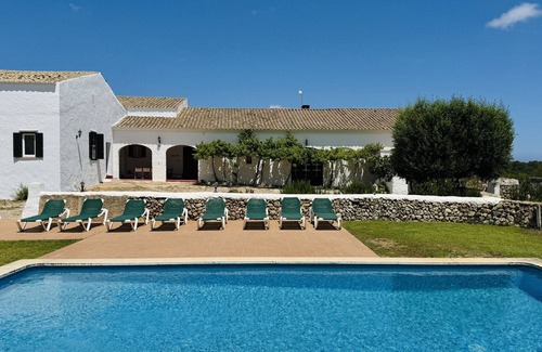 Minorca Villa | Spacious farmhouse, 4 bedrooms, 4 bathrooms, free WiFi