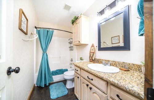 Gilmer Cabin | Spacious Full-Size Home with great East Texas views.