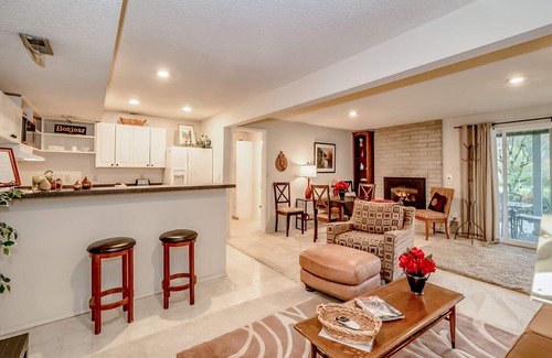 Northeast Bellevue House | Spacious fully furnished apartment on 4th fairway