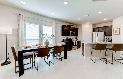 Jarrell House | Spacious Gateway in Jarrell