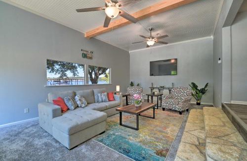 Granbury House | Spacious Granbury Home with Lakefront Outdoor Oasis!