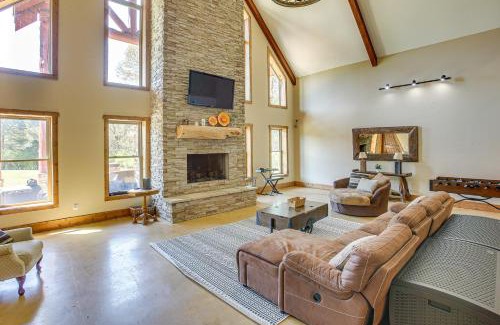 Celina House | Spacious Group Getaway Near Cumberland River!