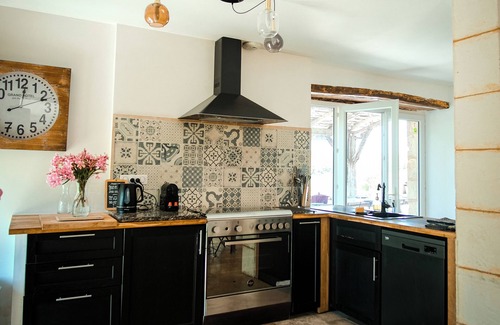 Douville House | Spacious holiday cottage with pool and panoramic view