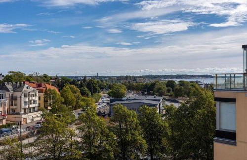 Etelainen District Apartment | Spacious Home With four Terrace, Sauna, Sea View