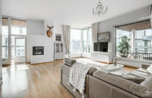 Etelainen District Apartment | Spacious Home With four Terrace, Sauna, Sea View