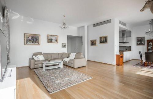 Etelainen District Apartment | Spacious Home With four Terrace, Sauna, Sea View