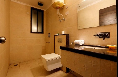 Mahipalpur Hotel | Spacious hotel in enjoyable Near New Delhi Airport with AC, WiFi