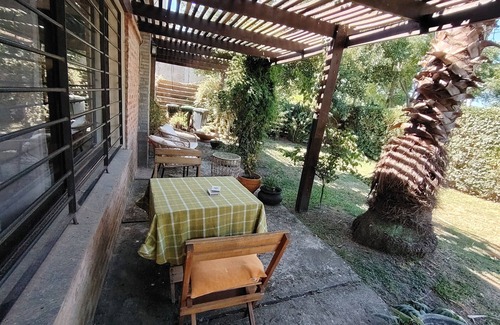 Lomas de Solymar House | Spacious house with garden, steps from the beach and Montevideo.