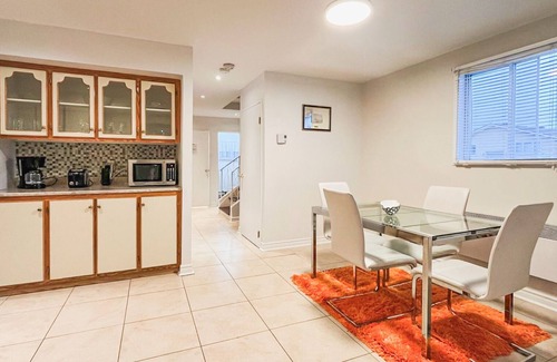 Pointe-aux-Trembles House | Spacious House 15 Km from Downtown Montreal