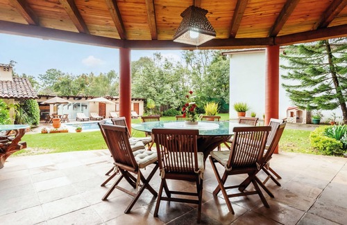 Avandaro House | Spacious House in Avándaro with Pool