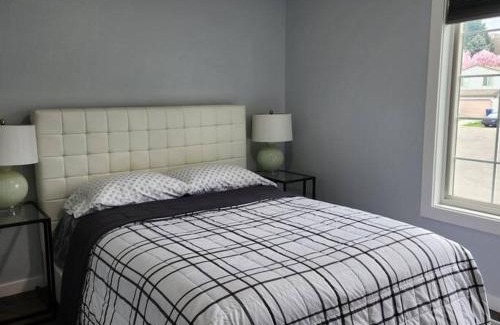 Federal Way House | Spacious House in Federay Way, WA - Close to everything!
