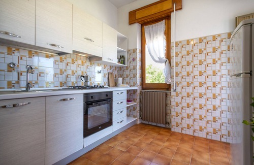 Paduledda House | Spacious House in Costa Rossa with Partial Sea View and Terrace